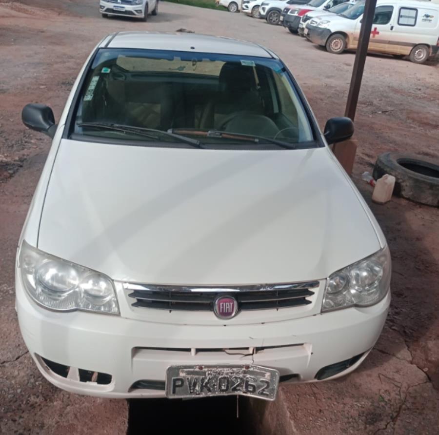 Foto de AUTOMOVEL VW/GOL 1.0 GIV, ALCOOL/GASOLINA, BRANCA, 2013/2014, CHASSI: 9BWAA05WXEP017942, RENVAM: 00553803271, NO ESTADO EM QUE SE ENCONTRA.