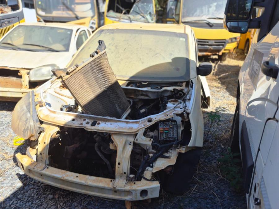 Foto de AUTOMOVEL FIAT/UNO ATTRACTIVE 1.0, ALCOOL/GASOLINA, BRANCA, 2019/2020, CHASSI: 9BD195A4ZL0869105, RENAVAM: 01197144274, NO ESTADO EM QUE SE ENCONTRA.