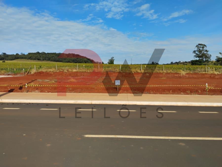 QUADRA 05, LOTE 02, AVENIDA COMERCIAL DO VALLE, LOTEAMENTO VIA COMERCIAL DO VALLE, PEDRINÓPOLIS/MG, ÁREA DE 288,00 M². MATRÍCULA: 21390. NO ESTADO EM QUE SE ENCONTRA. Prefeitura Municipal de Pedrinópolis, localizado em Pedrinópolis - MG, bairro Loteamento Via Comercial do Valle