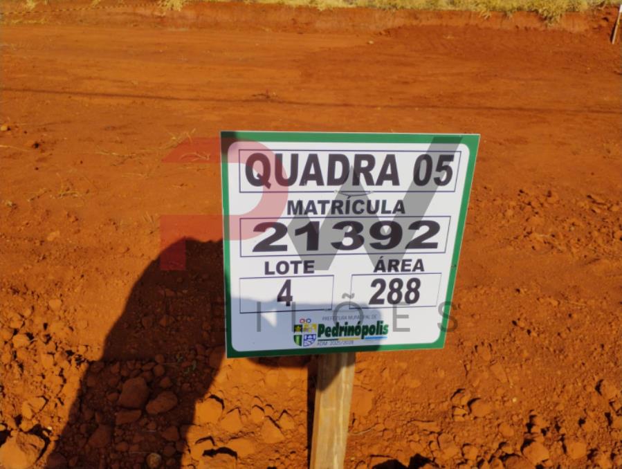 Imagem do imóvel QUADRA 05, LOTE 04, AVENIDA COMERCIAL DO VALLE, LOTEAMENTO VIA COMERCIAL DO VALLE, PEDRINÓPOLIS/MG, ÁREA DE 288,00 M². MATRÍCULA: 21392. NO ESTADO EM QUE SE ENCONTRA. Prefeitura Municipal de Pedrinópolis
