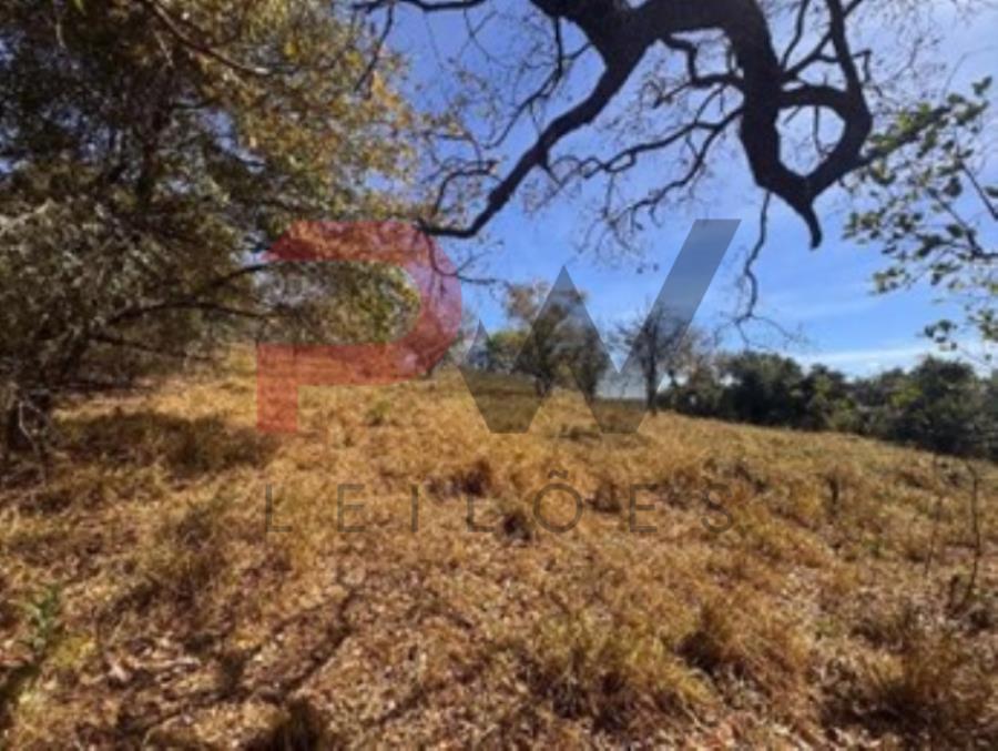 Imóvel urbano: Fazenda Mangonga, Gleba C, em Carmo do Cajuru/MG, com 3 ha (30.000 m²), georreferenciado e confrontando com Rodovia AMG 0330, VRLF Participações e Gleba B. Matrícula nº 23455. Imóvel rural: Fazenda Mangonga em Carmo do Cajuru, localizado em Carmo Do Cajuru - MG