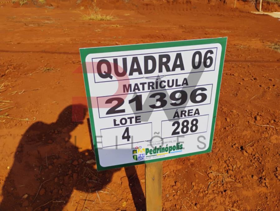 Imagem do imóvel QUADRA 06, LOTE 04, AVENIDA COMERCIAL DO VALLE, LOTEAMENTO VIA COMERCIAL DO VALLE, PEDRINÓPOLIS/MG, ÁREA DE 288,00 M². MATRÍCULA: 21396. NO ESTADO EM QUE SE ENCONTRA. Prefeitura Municipal de Pedrinópolis