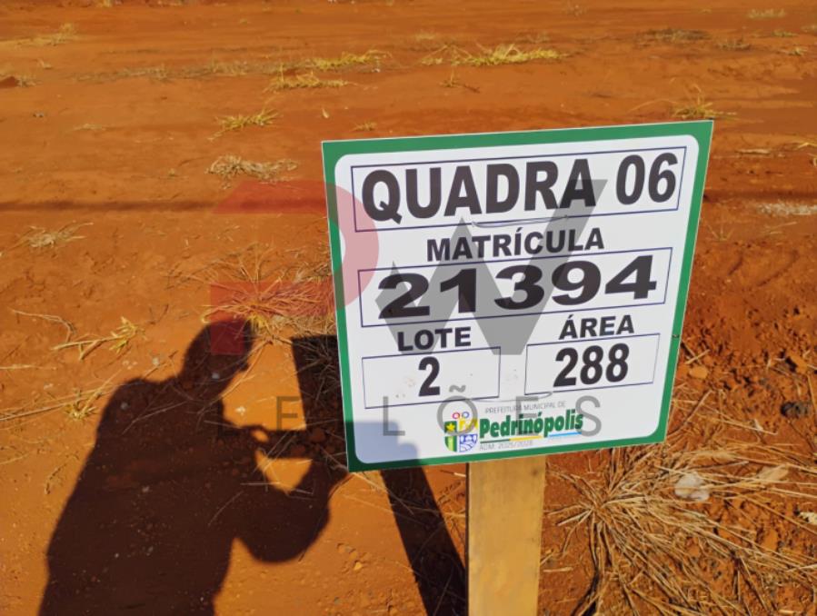 Imagem do imóvel QUADRA 06, LOTE 02, AVENIDA COMERCIAL DO VALLE, LOTEAMENTO VIA COMERCIAL DO VALLE, PEDRINÓPOLIS/MG, ÁREA DE 288,00 M². MATRÍCULA: 21394. NO ESTADO EM QUE SE ENCONTRA. Prefeitura Municipal de Pedrinópolis