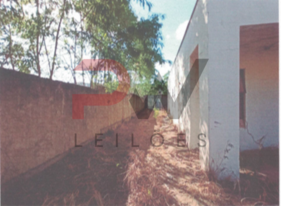 Prédio de um pavimento num terreno de área de 1.250,00m², situado em Montes Claros/MG. Leilão da EMATER-MG, localizado em Montes Claros - MG