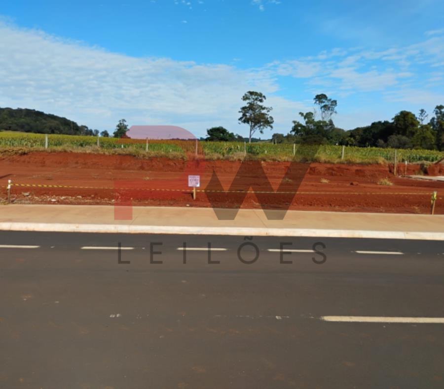 QUADRA 04, LOTE 03, AVENIDA COMERCIAL DO VALLE, LOTEAMENTO VIA COMERCIAL DO VALLE, PEDRINÓPOLIS/MG, ÁREA DE 288,00 M². MATRÍCULA: 21387. NO ESTADO EM QUE SE ENCONTRA. Prefeitura Municipal de Pedrinópolis, localizado em Pedrinópolis - MG, bairro Loteamento Via Comercial do Valle
