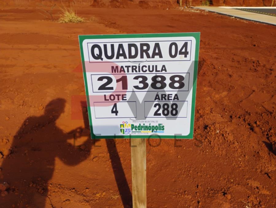 Imagem do imóvel QUADRA 04, LOTE 04, AVENIDA COMERCIAL DO VALLE, LOTEAMENTO VIA COMERCIAL DO VALLE, PEDRINÓPOLIS/MG, ÁREA DE 288,00 M². MATRÍCULA: 21388. NO ESTADO EM QUE SE ENCONTRA. Prefeitura Municipal de Pedrinópolis