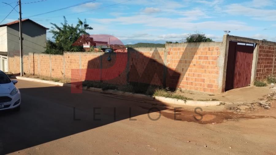 Imóvel urbano constituídopelos lotes: 03, 04, 05 e 06com área de 995,00 m²,situado na Rua Teodoro dos Santos, Centro, Riacho dos Machados/MG. Leilão da EMATER-MG, localizado em Riacho Dos Machados - MG