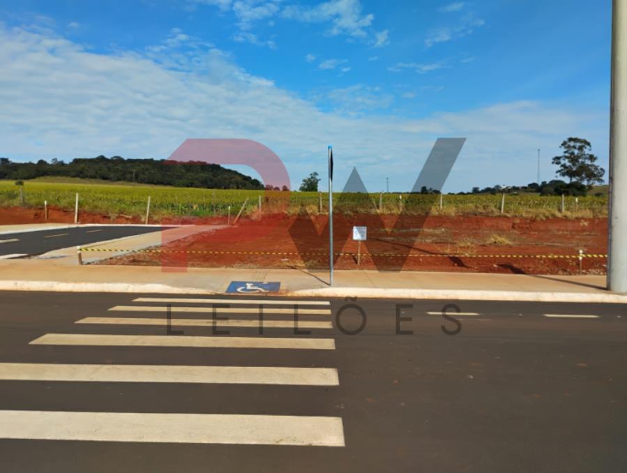 QUADRA 05, LOTE 01, AVENIDA COMERCIAL DO VALLE, LOTEAMENTO VIA COMERCIAL DO VALLE, PEDRINÓPOLIS/MG, ÁREA DE 288,00 M². MATRÍCULA: 21389. NO ESTADO EM QUE SE ENCONTRA. Prefeitura Municipal de Pedrinópolis, localizado em Pedrinópolis - MG