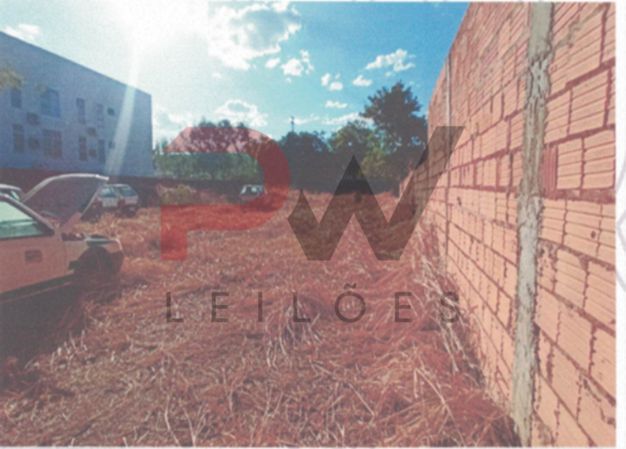 Lote com área de 1.250 m²,referente a parte do lote nº14, da quadra 06, do loteamento Ibituruna, Montes Claros/MG. Leilão da EMATER-MG, localizado em Montes Claros - MG